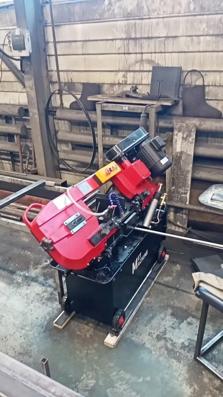 Ручной ленточнопильный станок MetMachine LSZ1120 в Екатеринбург